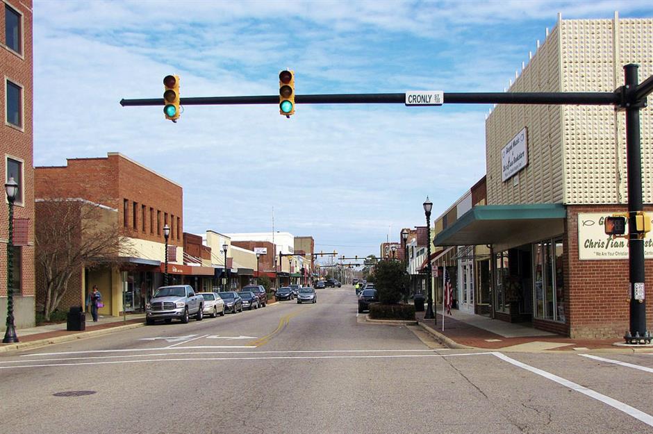 Laurinburg, North Carolina: poverty rate – 36.6% 